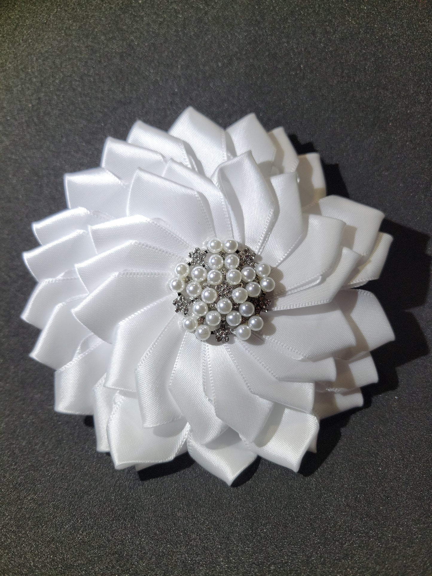Brooch Babes FREE SHIPPING