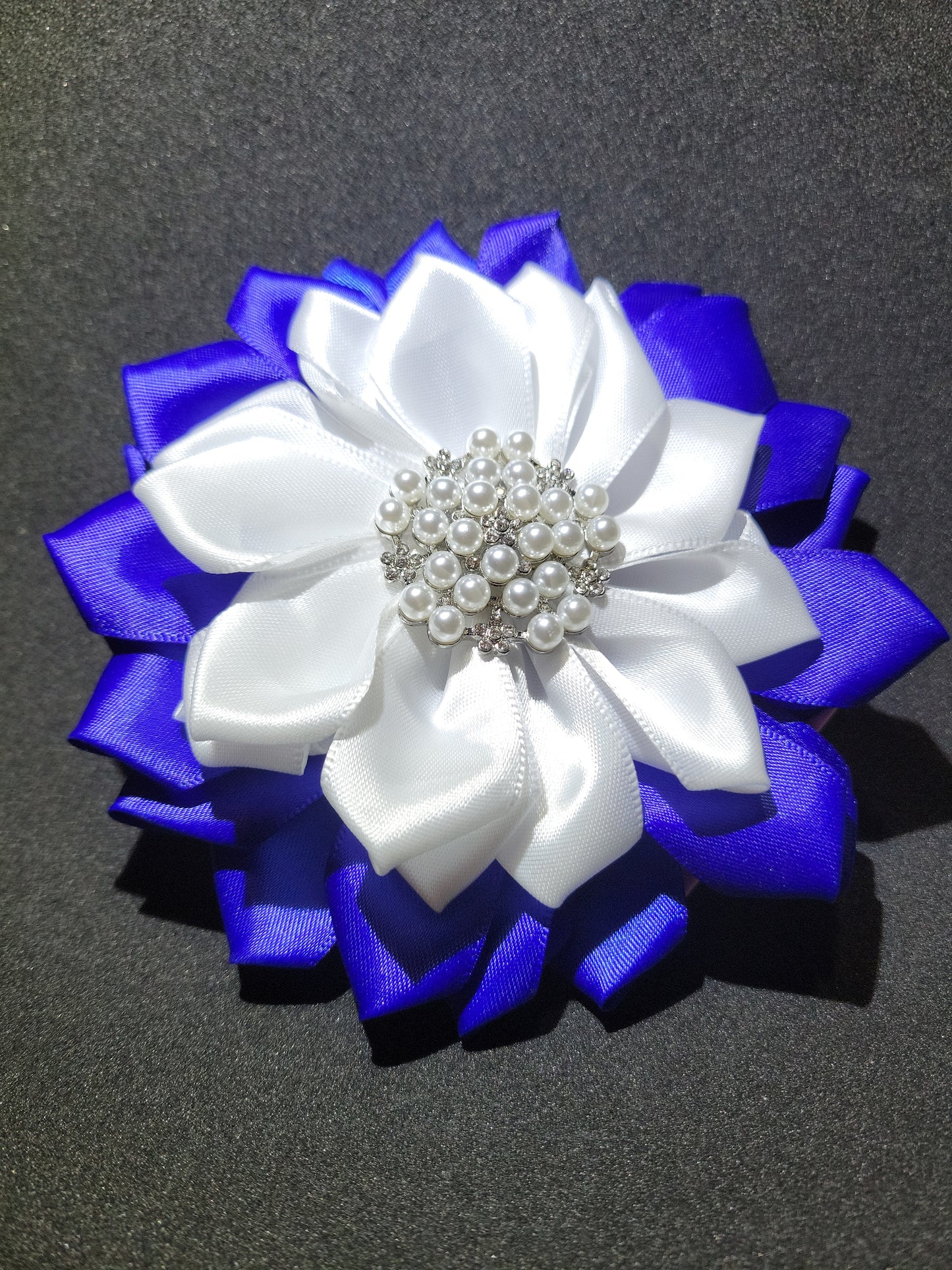 Brooch Babes FREE SHIPPING