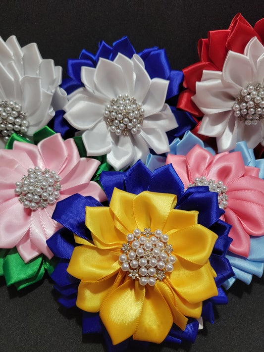 Brooch Babes FREE SHIPPING